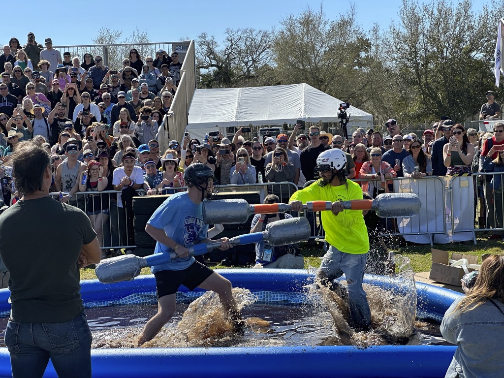 At the Florida Man Games, tanktopped teams compete at evading police
