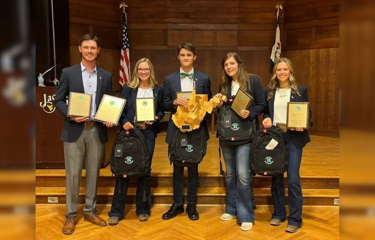 4-H National Forestry Champs - Jerimiah Caswell, Caroline Cassidy, Abree Perryman, and Lydia Sharp