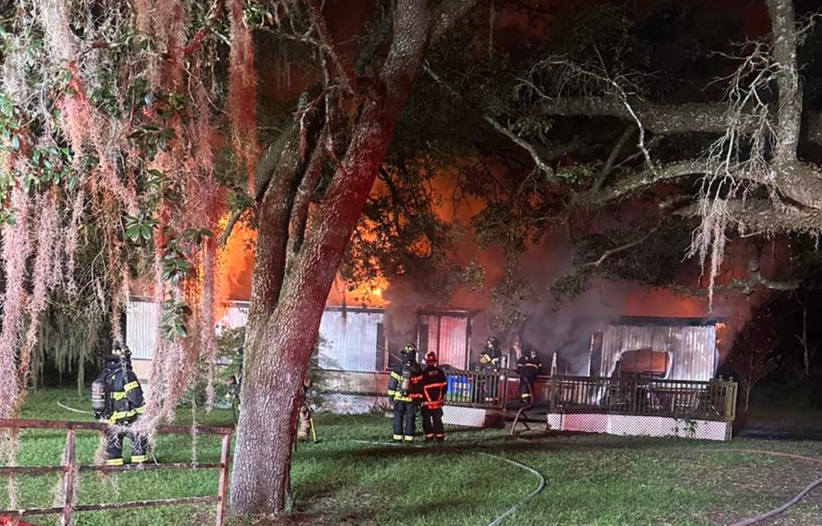 Marion County Fire Rescue crews respond to structure fire - 352today