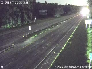 screenshot of I-75 southbound from the states FL511 traffic cameras show an empty roadway.