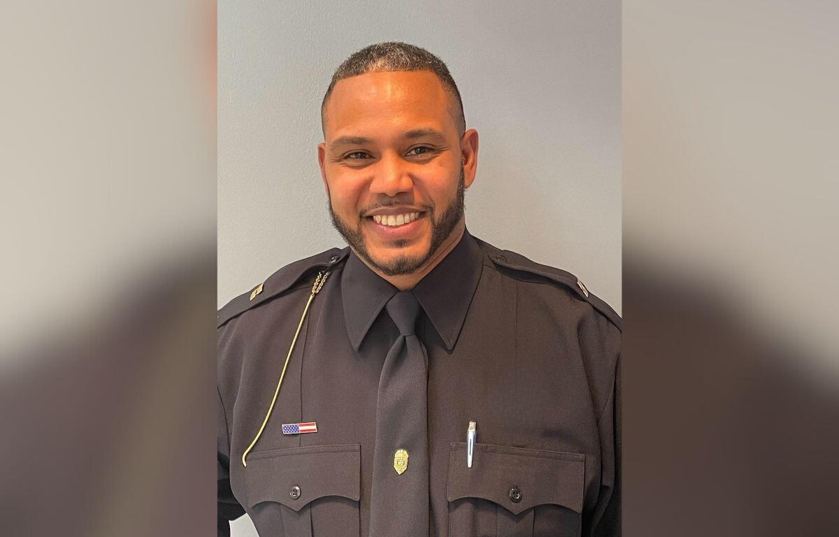 Photo of Latrell Simmons in his law enforcement uniform.