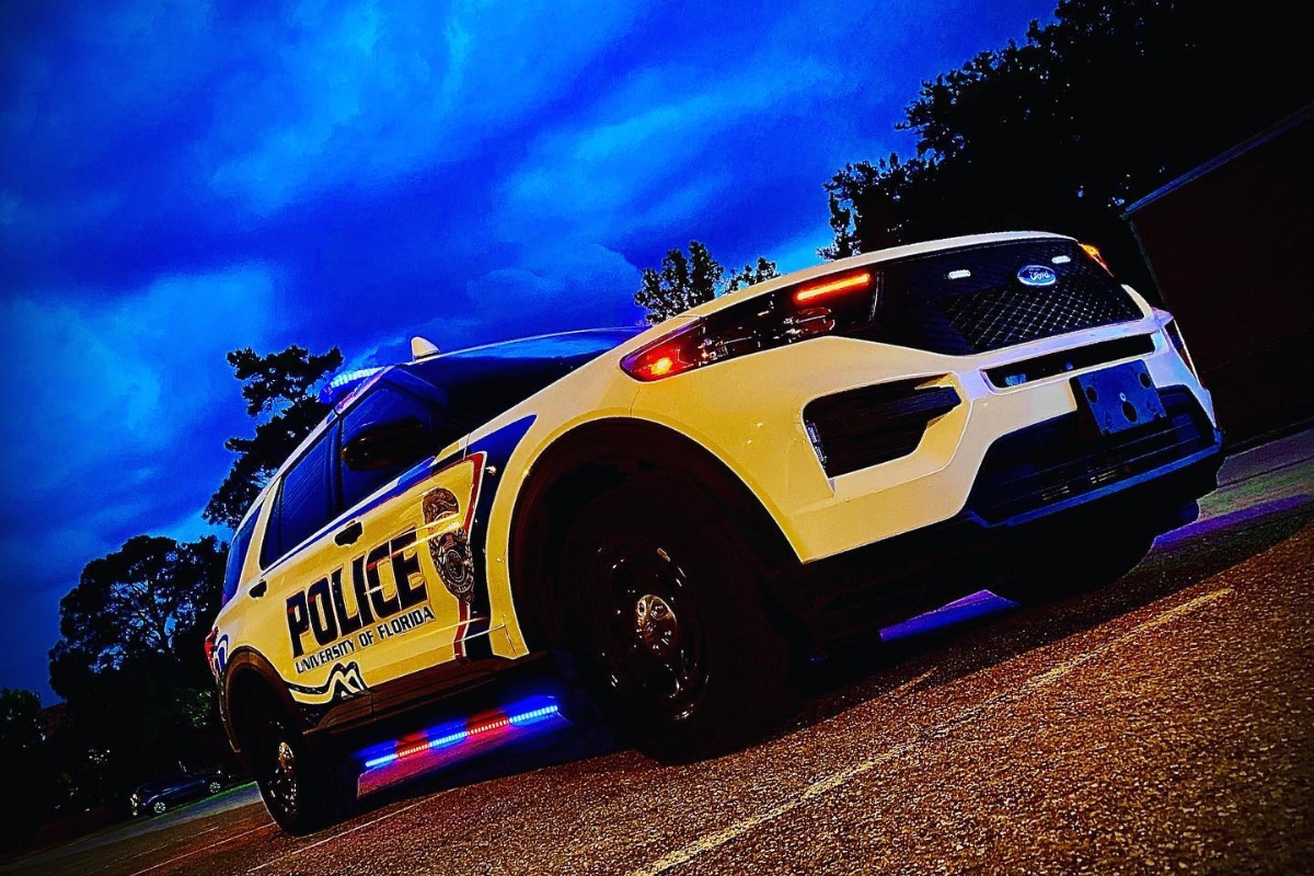 Police vehicle to assist in 911 call