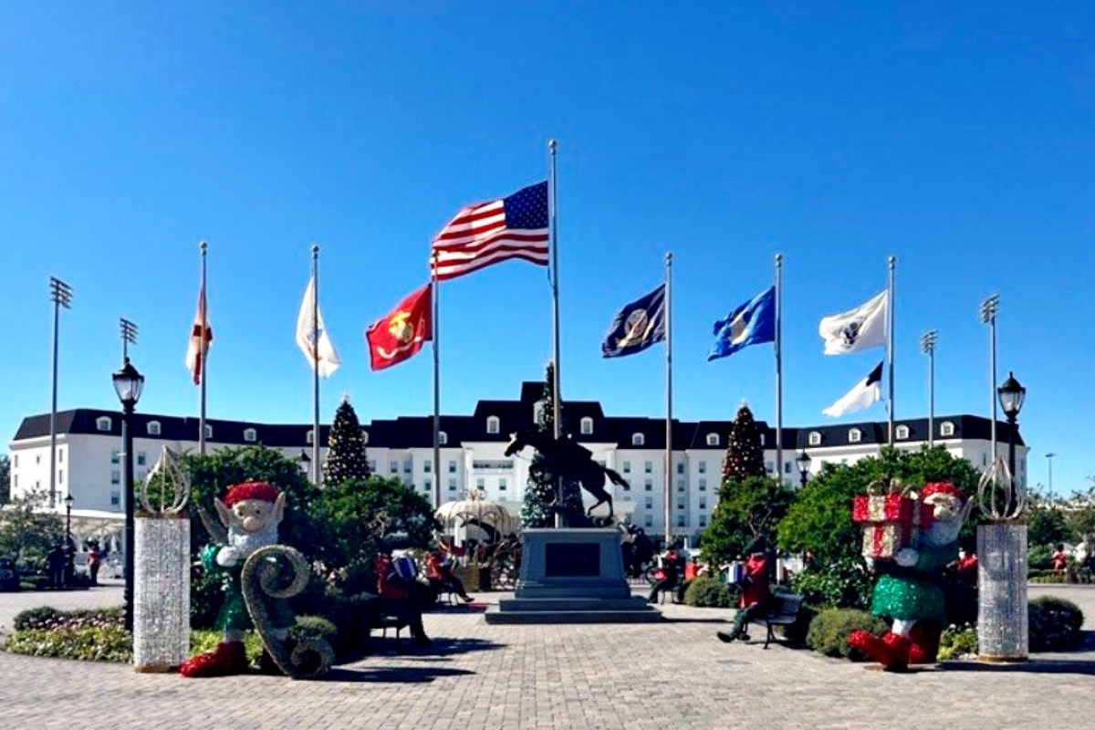 Front of The Equestrian Hotel at the World Equestrian Center in Ocala, decorated for Christmas.