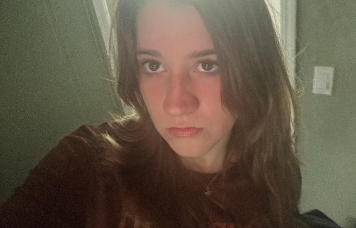 Cali is described as 5' 4" tall, about 145 lbs. with brown eyes and blonde hair (currently).