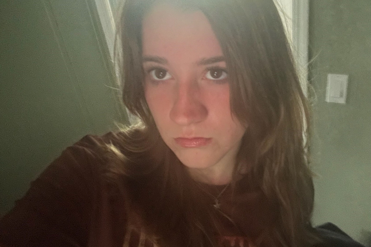 Cali is described as 5' 4" tall, about 145 lbs. with brown eyes and blonde hair (currently).
