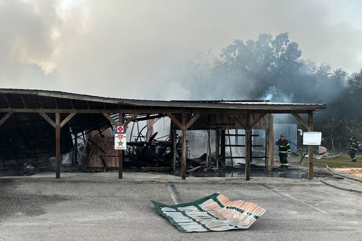 Photo shows burned Umatilla barn following structure fire