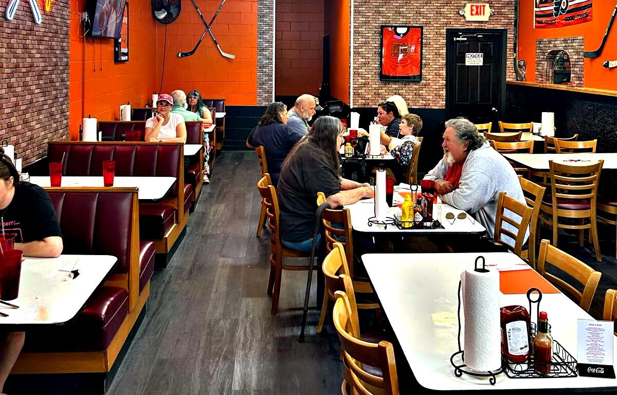 Flyers Cafe is excited about the upcoming filming of the docuseries, "Florida Eats."