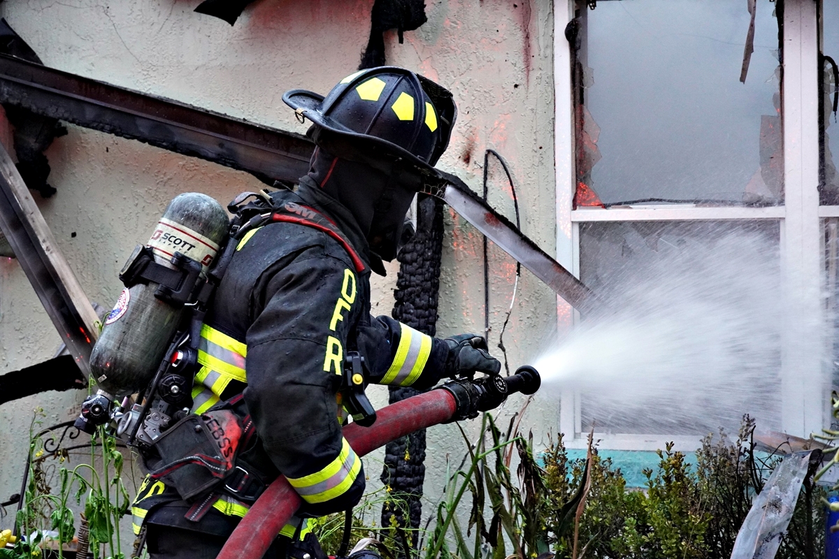 Ocala firefighters battled a fire at a single-story home in the 700 block of SW Fifth Street early Wednesday morning.