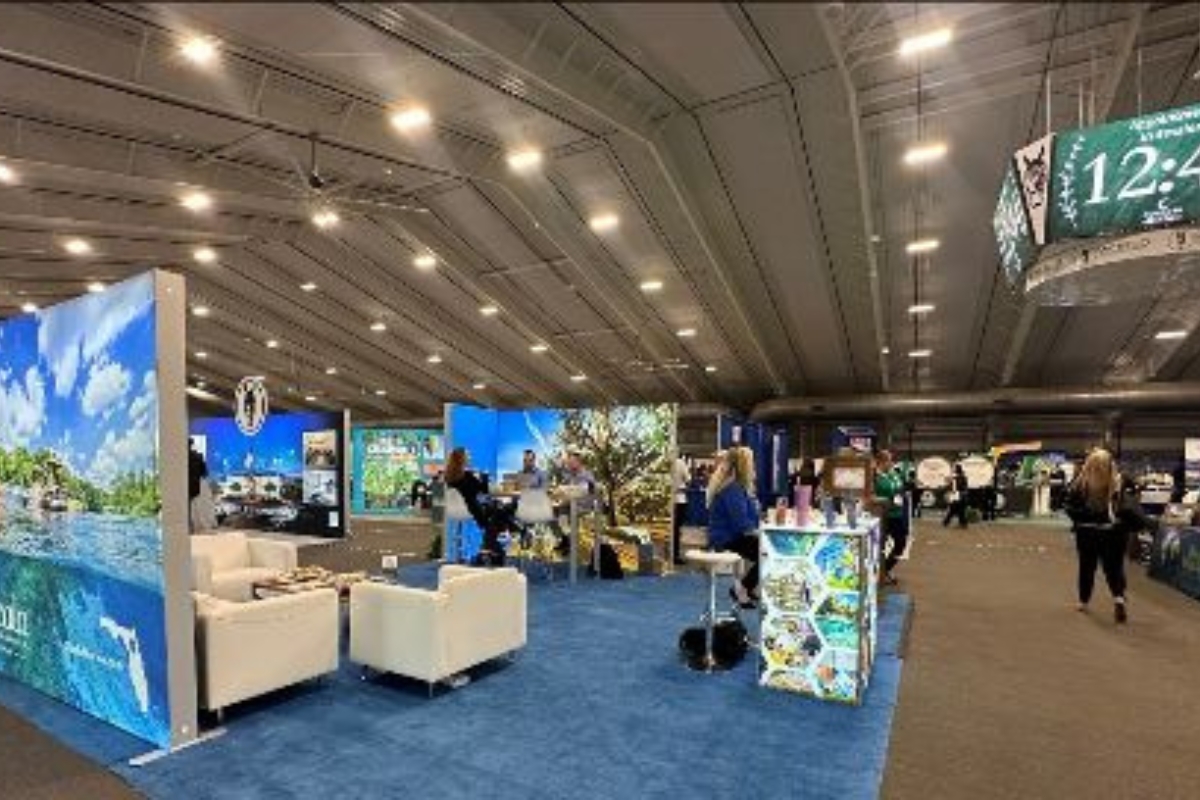 Attendees network on the tradeshow floor at Florida Huddle and Encounter 2025, held at the World Equestrian Center—Ocala in Ocala, Fla., on Feb. 3-5, 2025. The event brought together 550 travel industry professionals from 27 countries for business appointments, networking, and industry updates.
