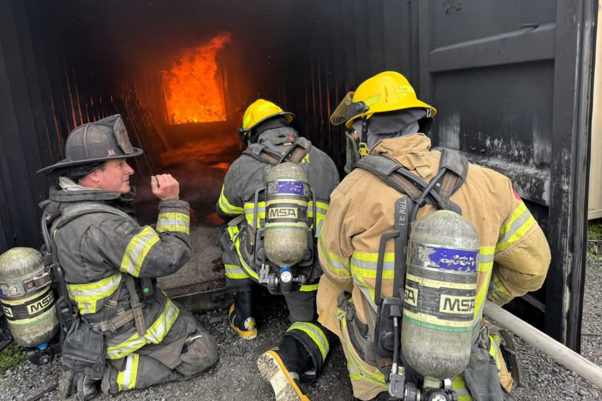 Fire rescue workers show Leadership Ocala Marion Class XXXVIII how procedures such as extinguishing fires are done.