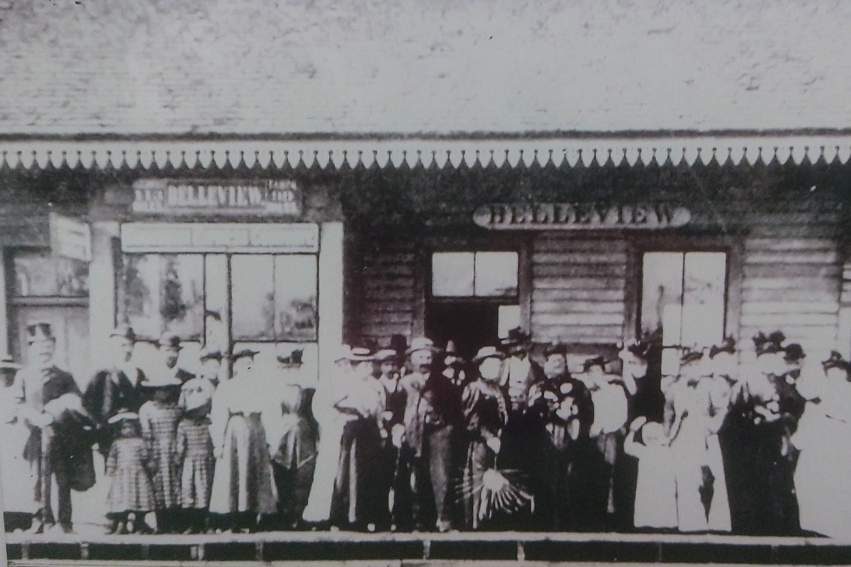 Old photo of Belleview train station