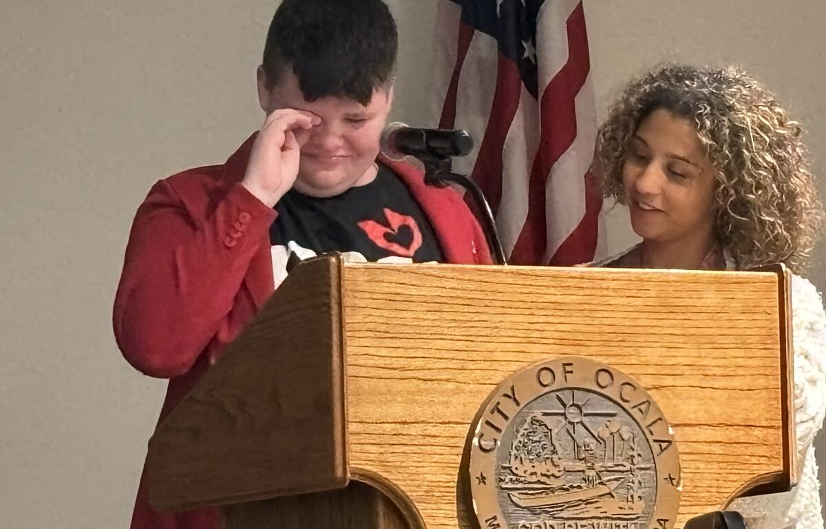 Pace student Maggie Smallwood (left) shared her emotional journey, as well as gratitude for counselors like Hillary Cabezudo (right).
