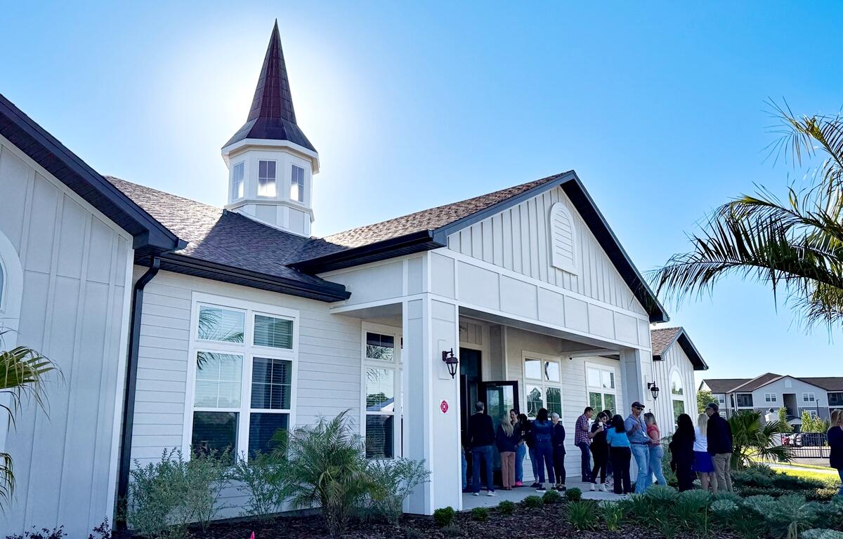 The Ocala Metro Chamber & Economic Partnership cut the ribbon to celebrate the opening of Spires 27. The luxury apartments are located on US 27 in Ocala.