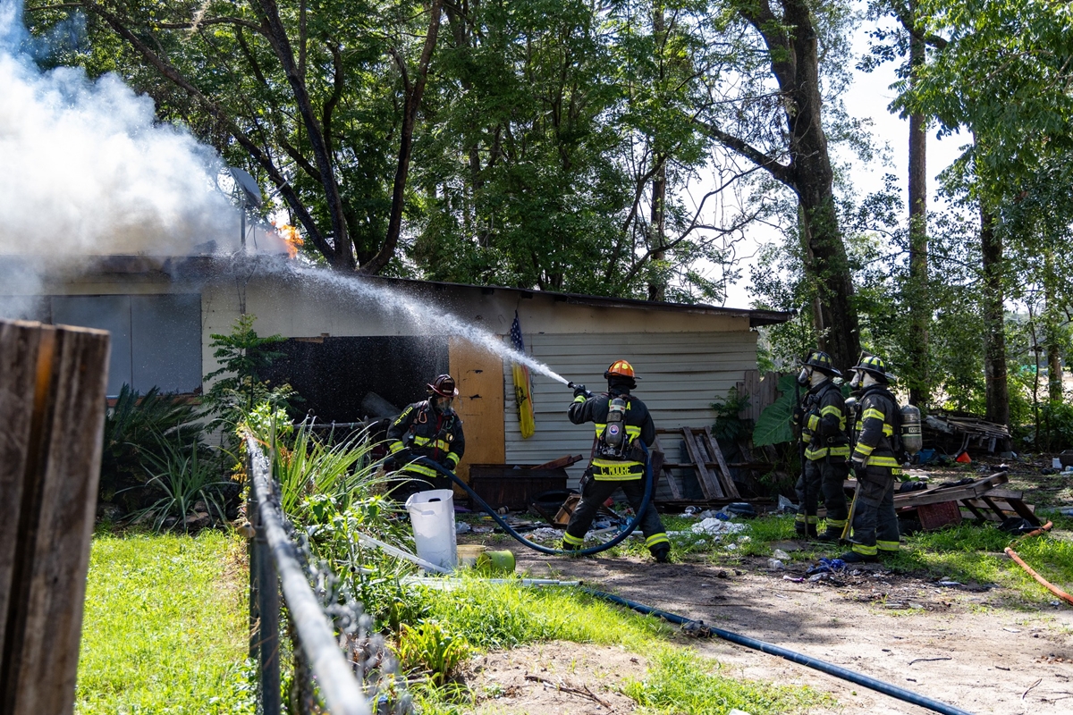 Fire crews quickly extinguish NE Ocala house fire; no injuries reported ...