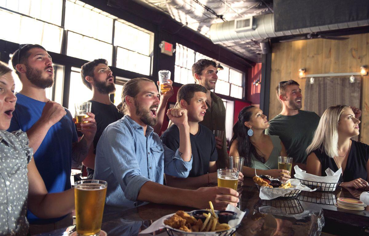 10 SPorts bars in Ocala to catch opening weekend of College football