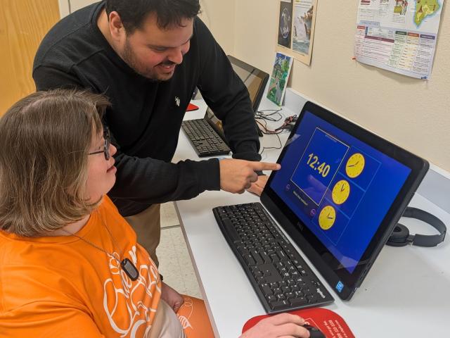 Arc Marion teaches digital literacy in Marion County