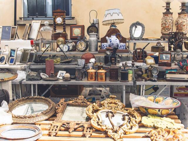 flea market goods general stock