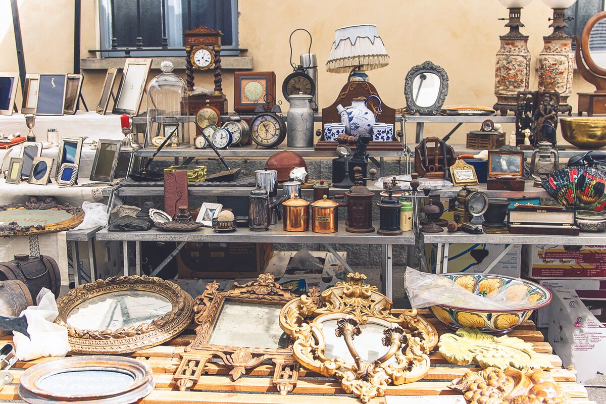 flea market goods general stock