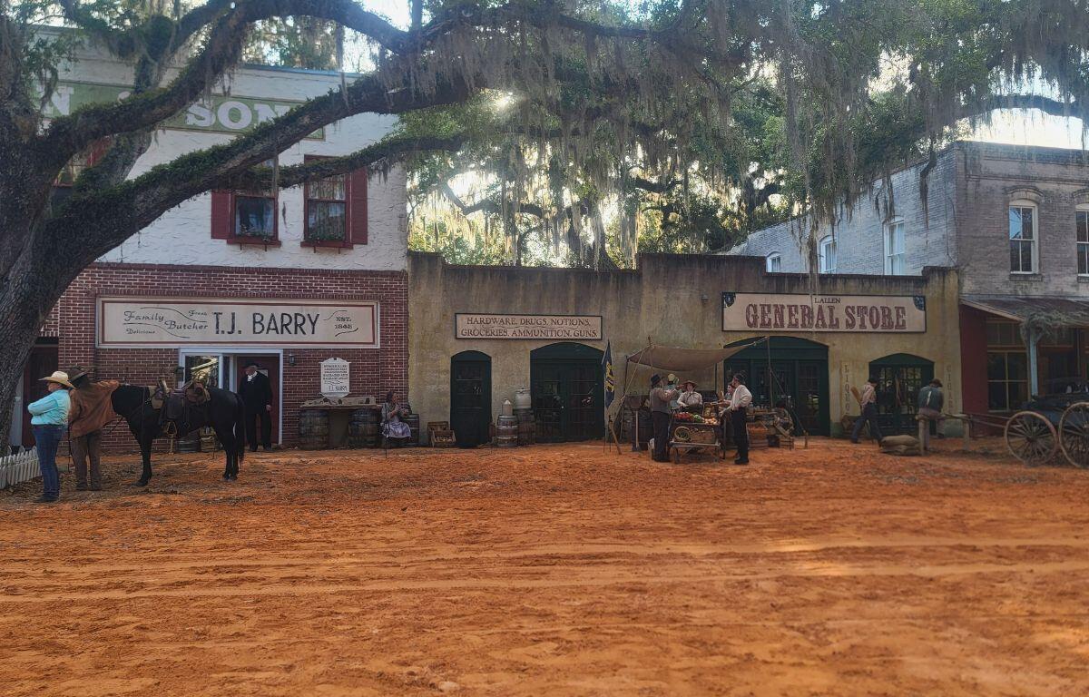 A town area decorated to look like it's set in the 1800s.