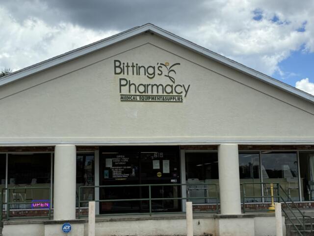 Bitting's Pharmacy, Ocala, Florida.