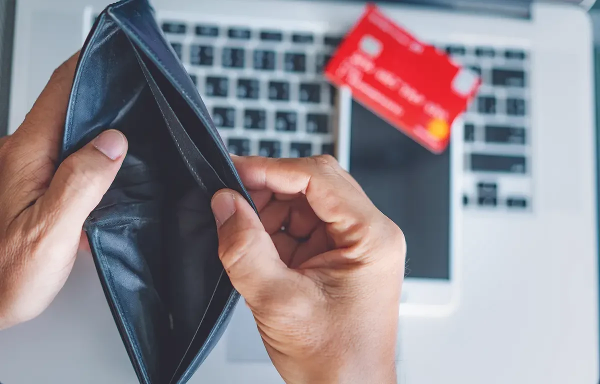 empty wallet credit debt financial distress