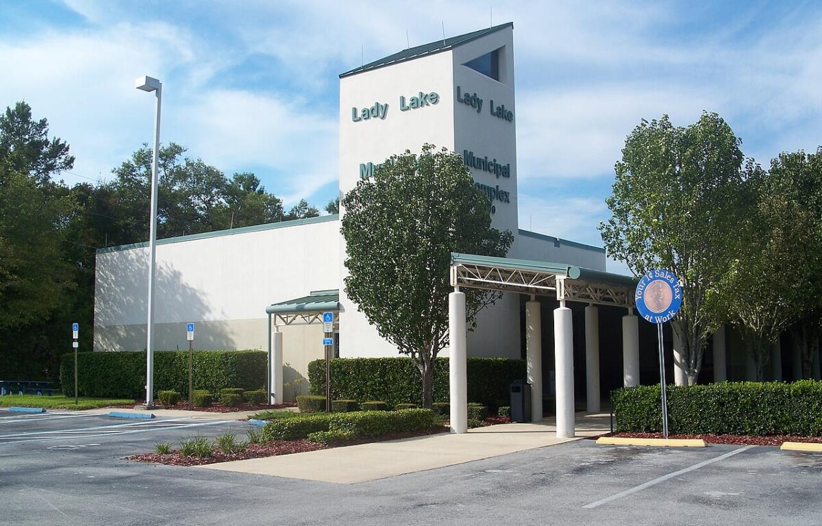 Lady Lake Town Hall Florida